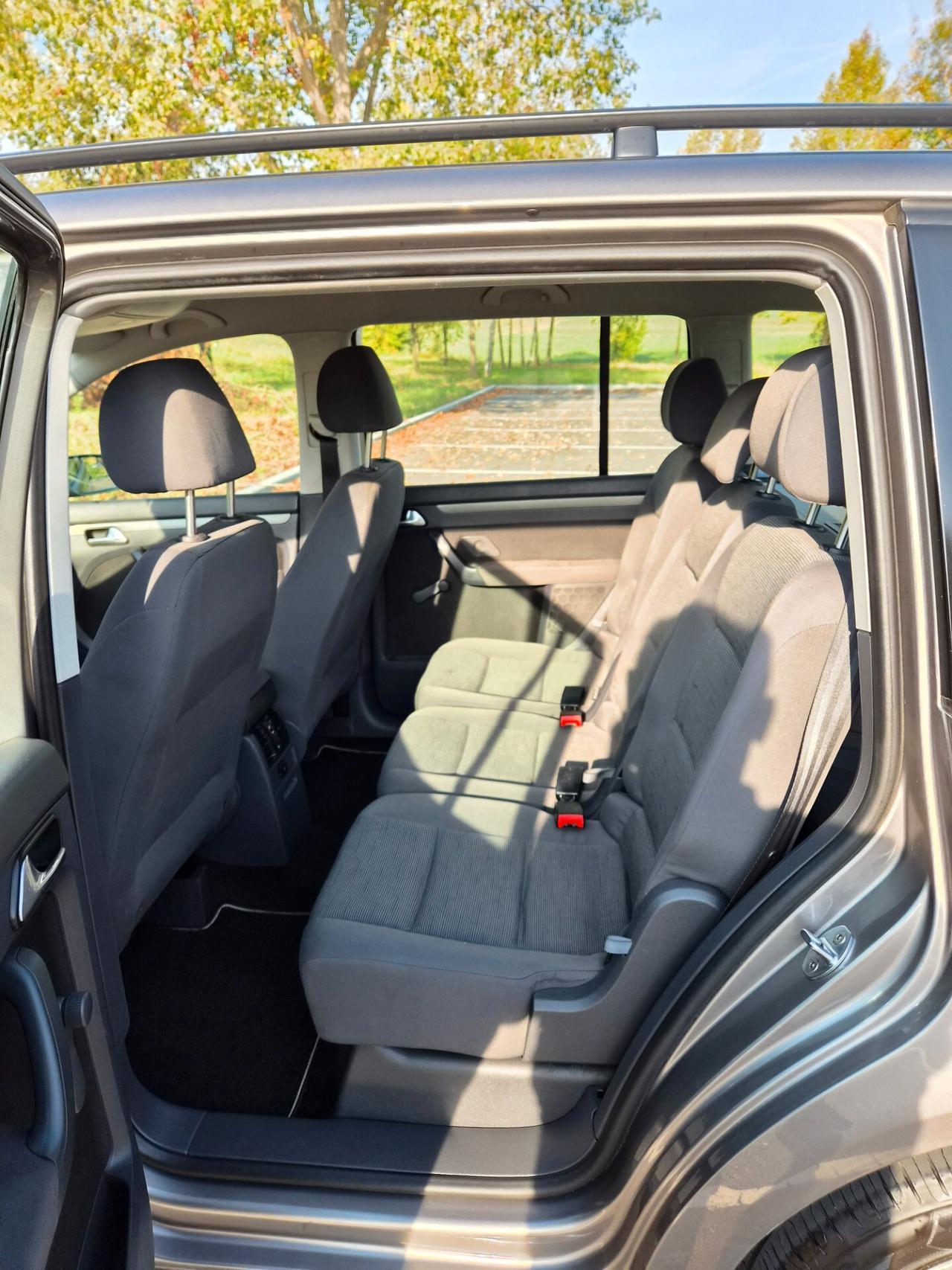 Volkswagen Touran 1.6 BENZINA 7 POSTI