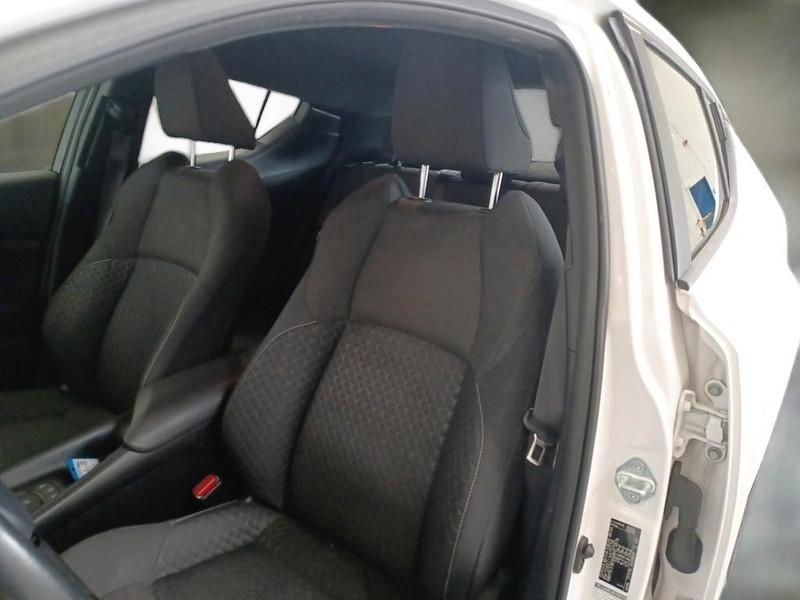 TOYOTA C-HR 1.8H 98CV E-CVT Business