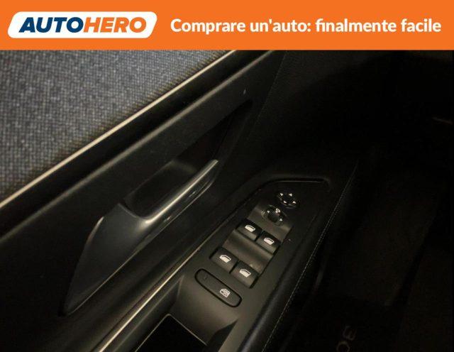 PEUGEOT 3008 Hybrid 225 e-EAT8 Allure Pack