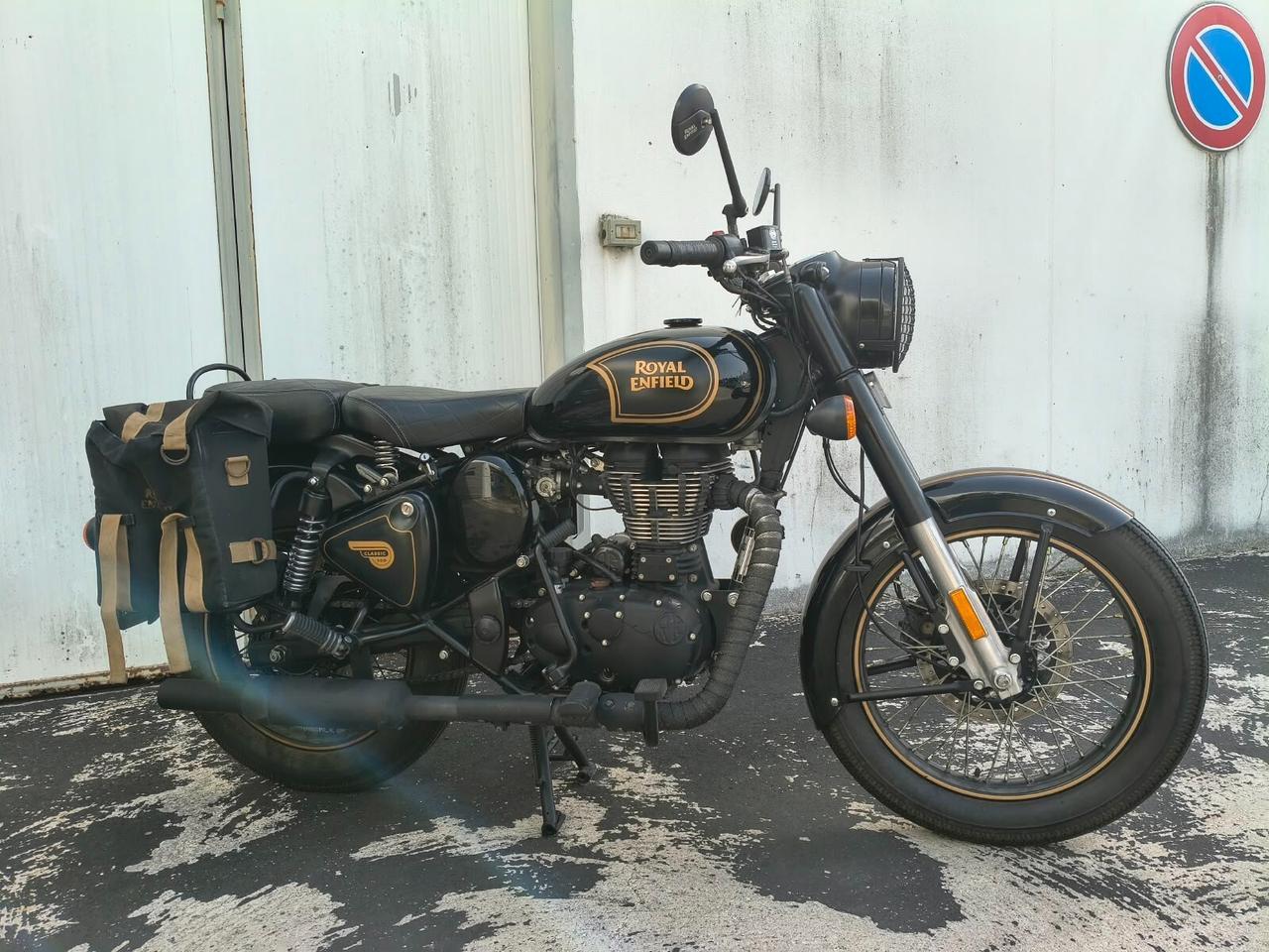 Royal Enfield Classic 500