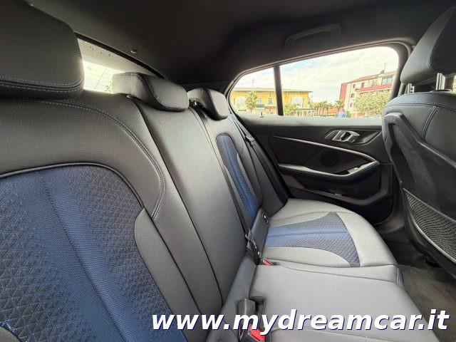 BMW 118 i 5p. Msport