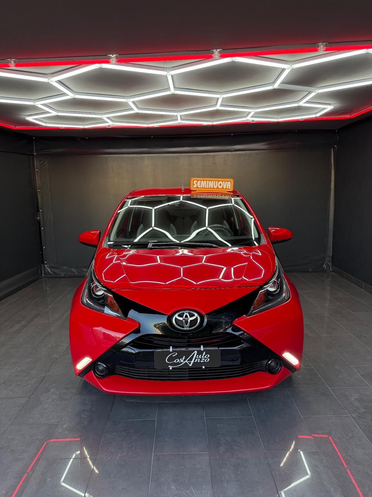 Toyota Aygo 1.0 VVT X-WAVE 2018 20000 KM