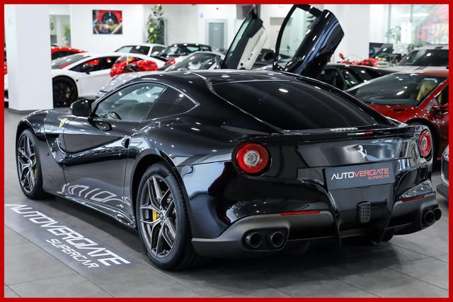 FERRARI F12 berlinetta | FULL CARBON SPEC |