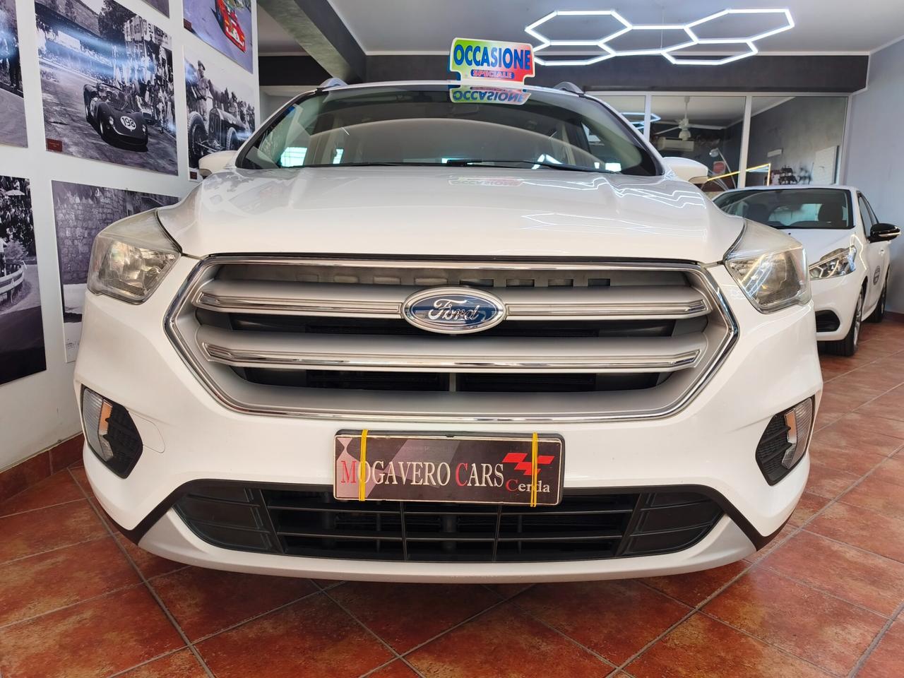 Ford Kuga 1.5 TDCI 120 CV Titanium