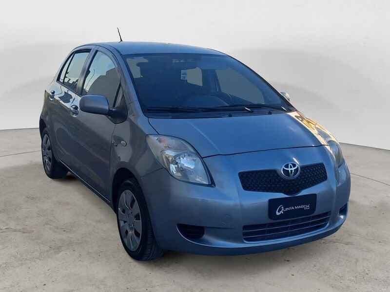 Toyota Yaris 1.4 D-4D SOL - CAMBIO AUTOMATICO