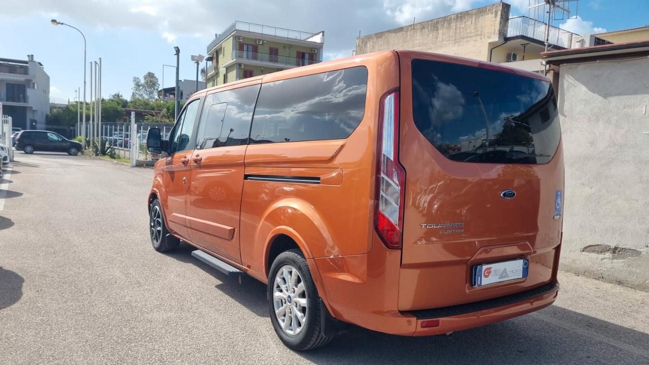 Ford Tourneo Custom 320 2.0 TDCi 130CV PC Titanium