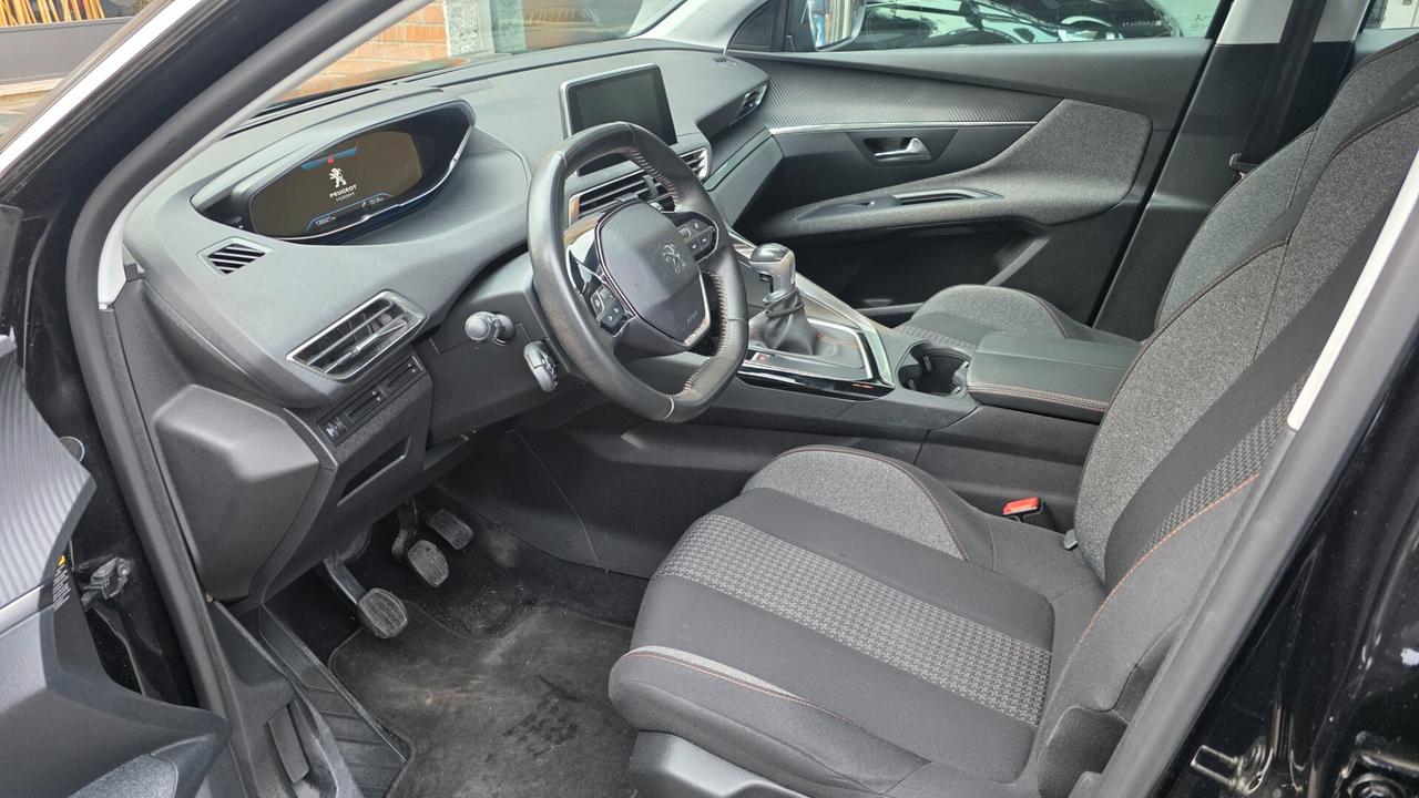 Peugeot 3008 BlueHDi 130 S&S Business