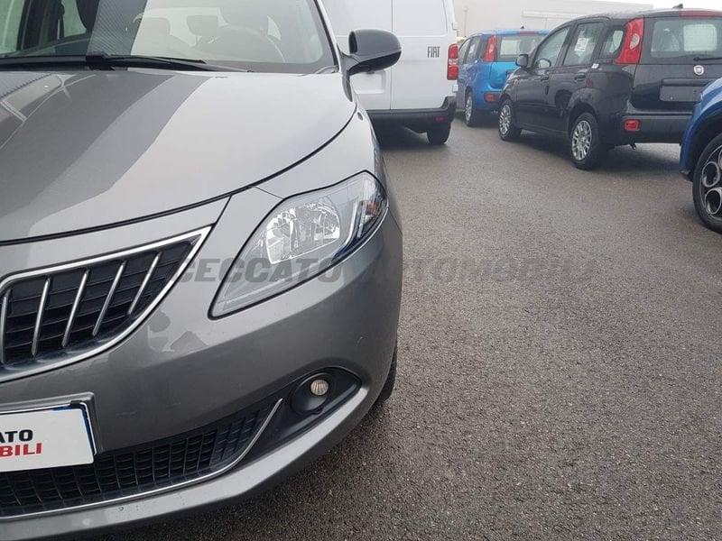 Lancia Ypsilon Ypsilon 1.0 firefly hybrid Gold s&s 70cv 5p.ti