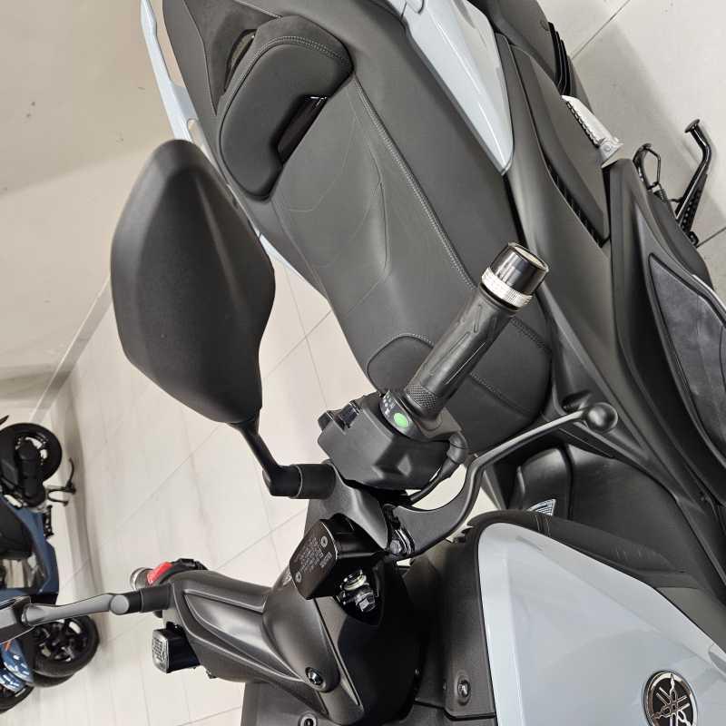 Yamaha X-Max 300 Tech Max - 2025