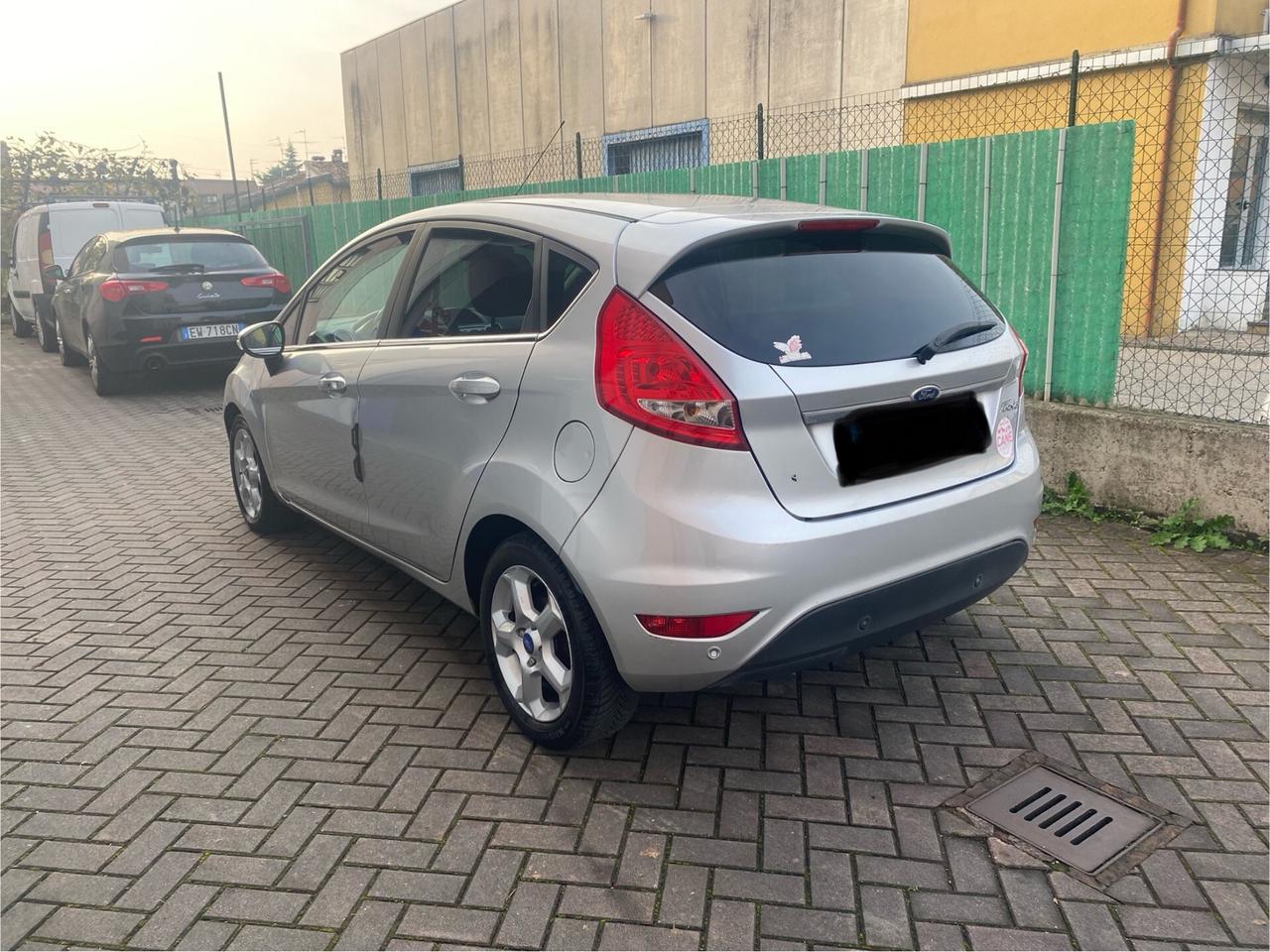 Ford Fiesta 1.2 60CV. Tit. neopatentati 5 porte