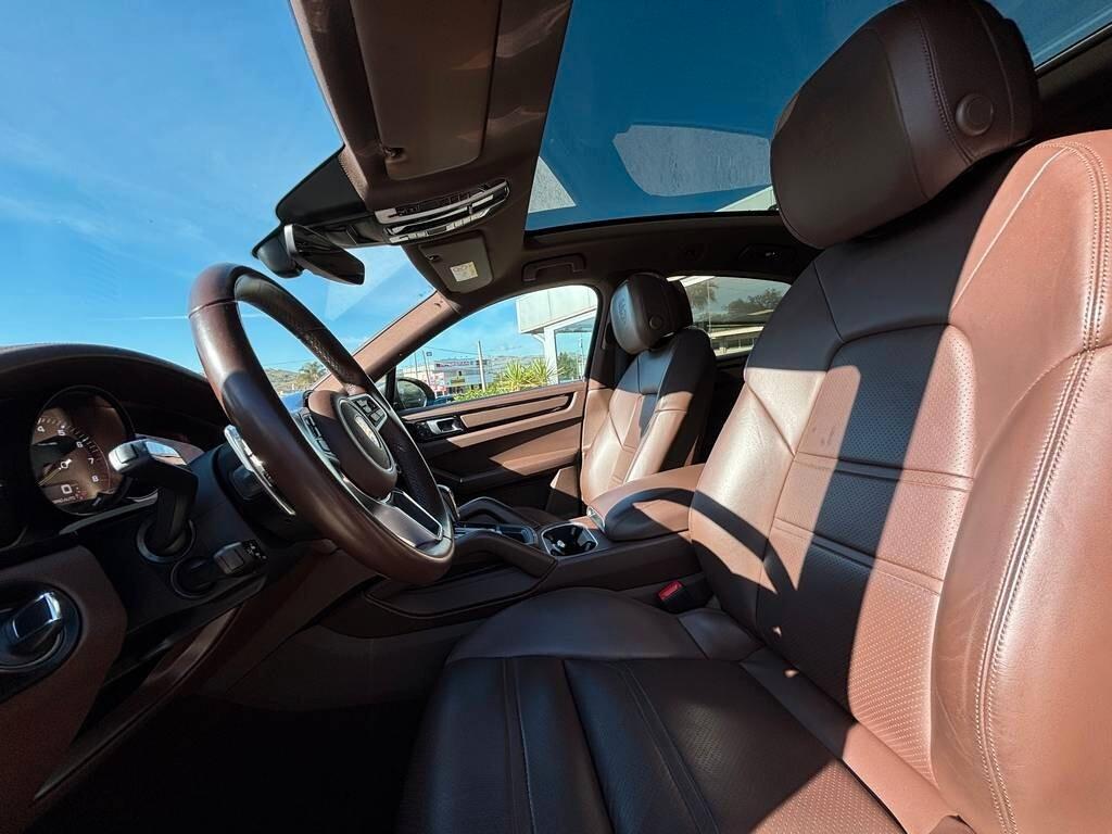 Porsche Cayenne 3.0 E-Hybrid 2022/solo 87.000 KM IVA ESPOSTA Tua a soli 759 Euro al mese