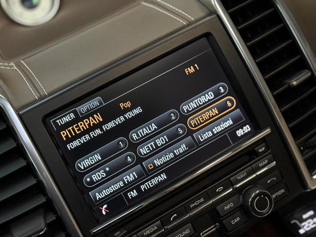 PORSCHE Cayenne 4.8 GTS