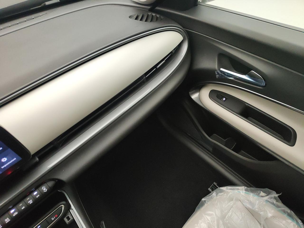 FIAT 600 IV 2023 1.2 MHEV 110CV DCT LA PRIMA