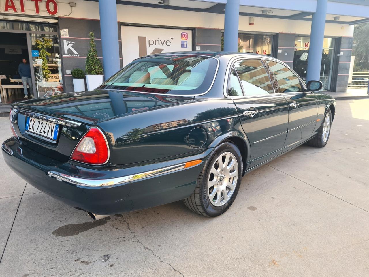 Jaguar XJ6 3.0 V6 cat 235CV A.S.I.