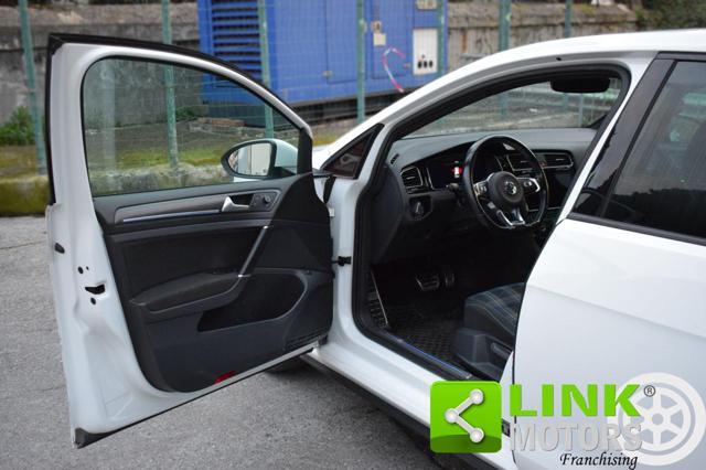 VOLKSWAGEN Golf eHIBRID