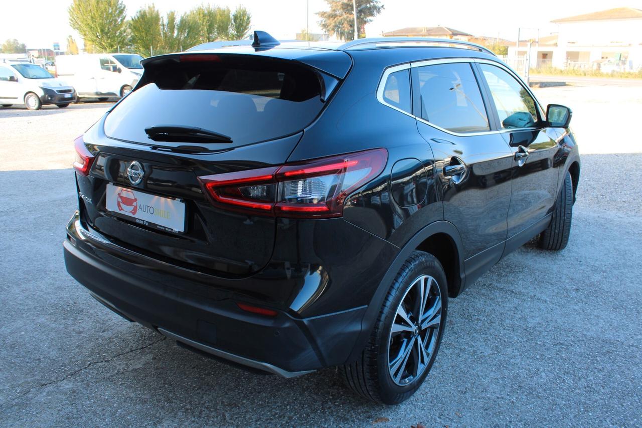 Nissan Qashqai 1.5 dci N-Connecta 115cv TETTO INTELLIGENT PARKING