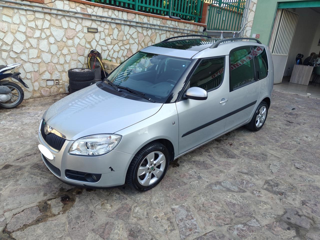 Skoda Roomster 1.4 TDI 80CV Sport