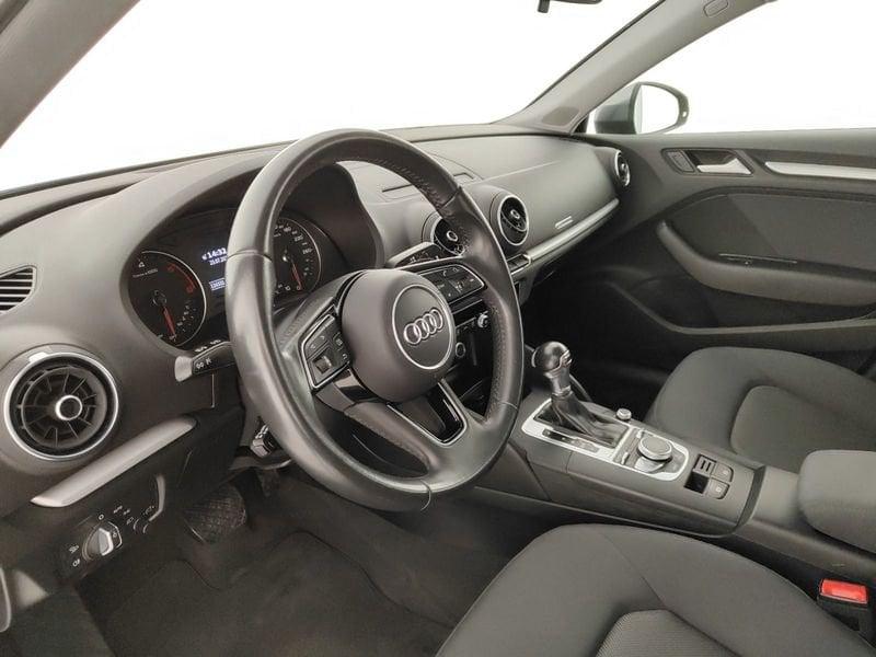 Audi A3 Sportback 30 1.6 TDI Admired 116cv s-tronic