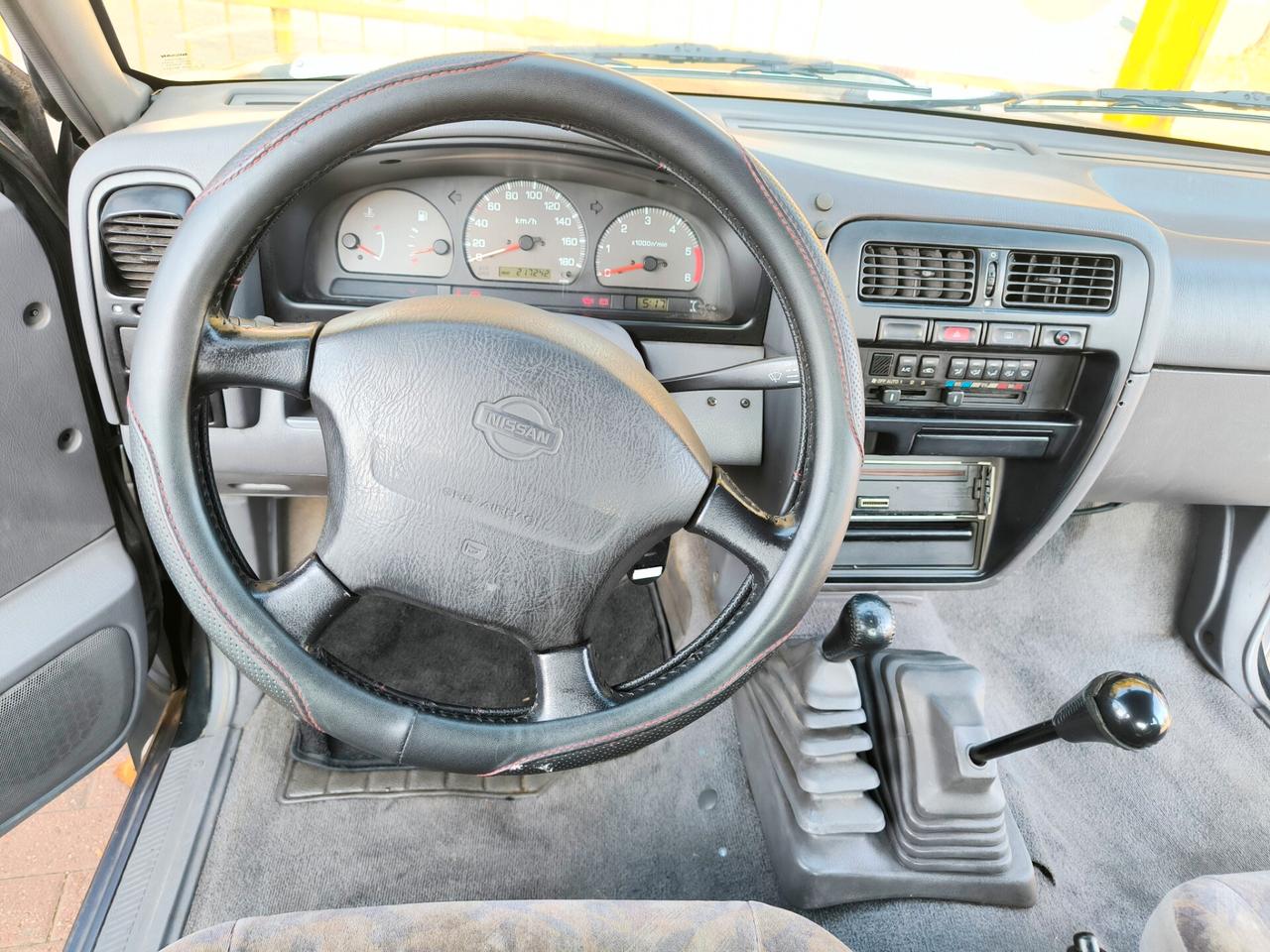 Nissan Pick Up 2.5 TD 4 porte Double Cab Navara