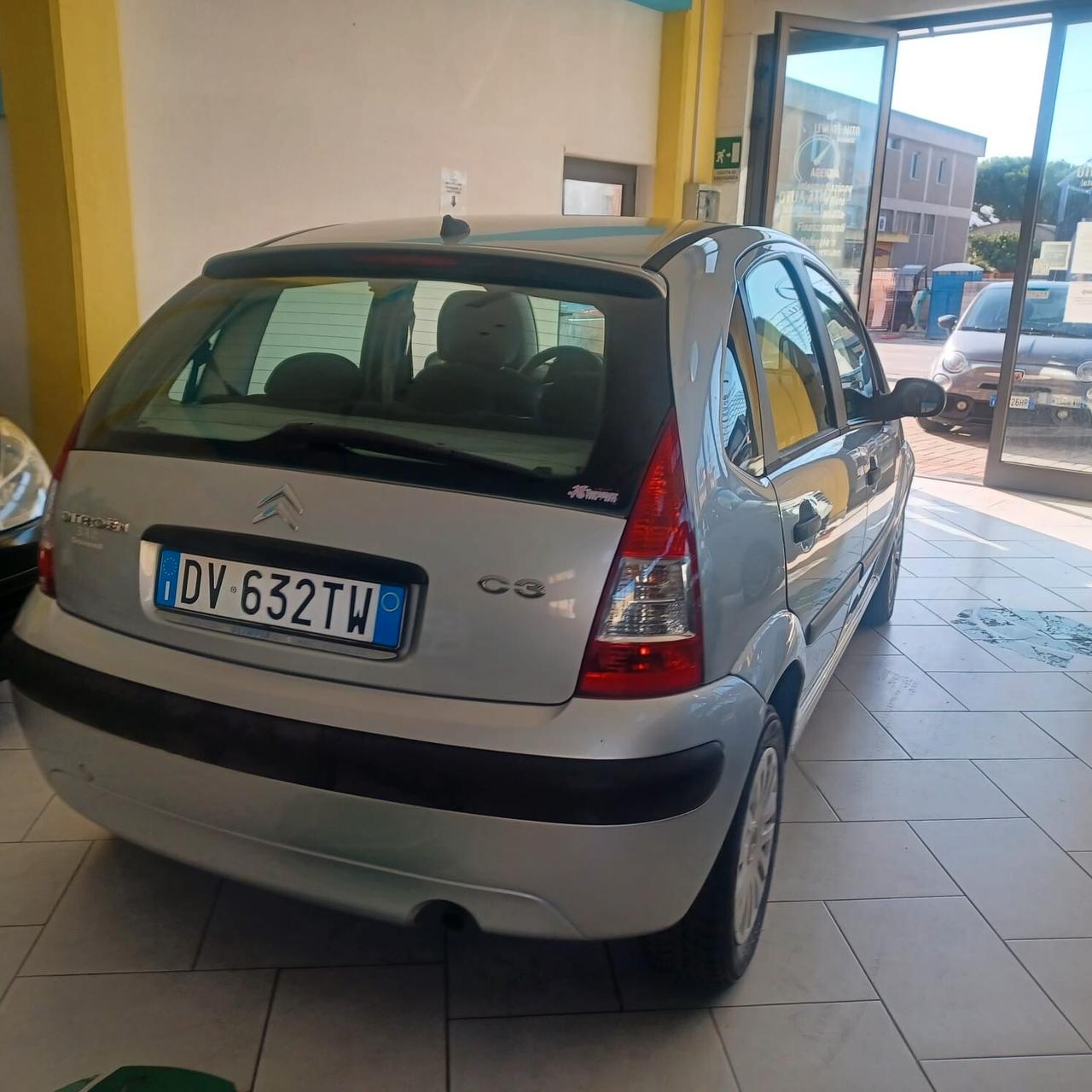 UNICO PROPRIETARIO C3 1.1 NEOPATENTATI