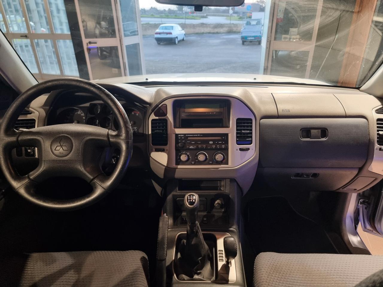 Mitsubishi Pajero 3 Porte 2.5 TDI Invite 115Cv