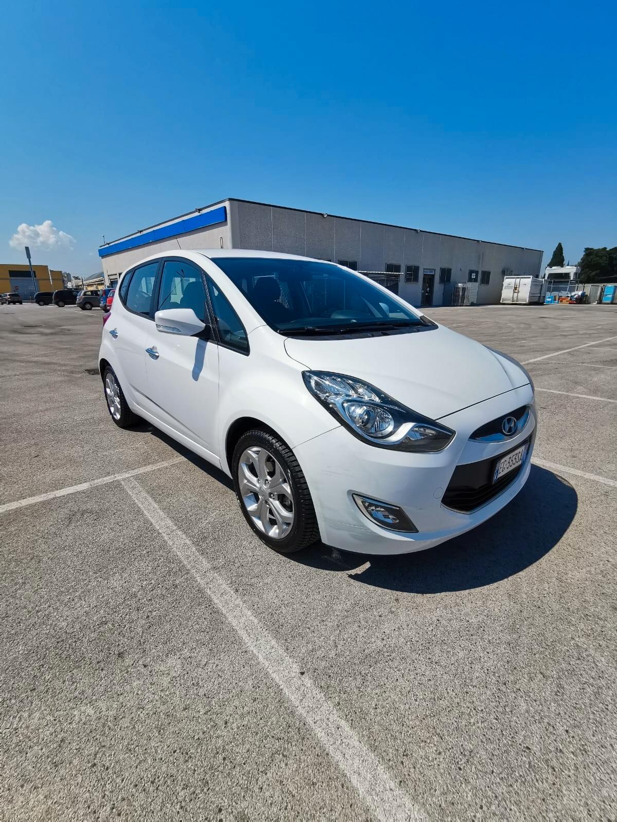 Hyundai iX20 1.6 125 CV Style NEOPATENTATI