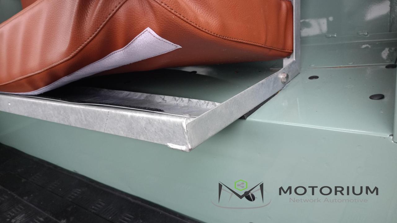 Land Rover Defender 90 2.5 Tdi 300 Heritage Style (ASI)