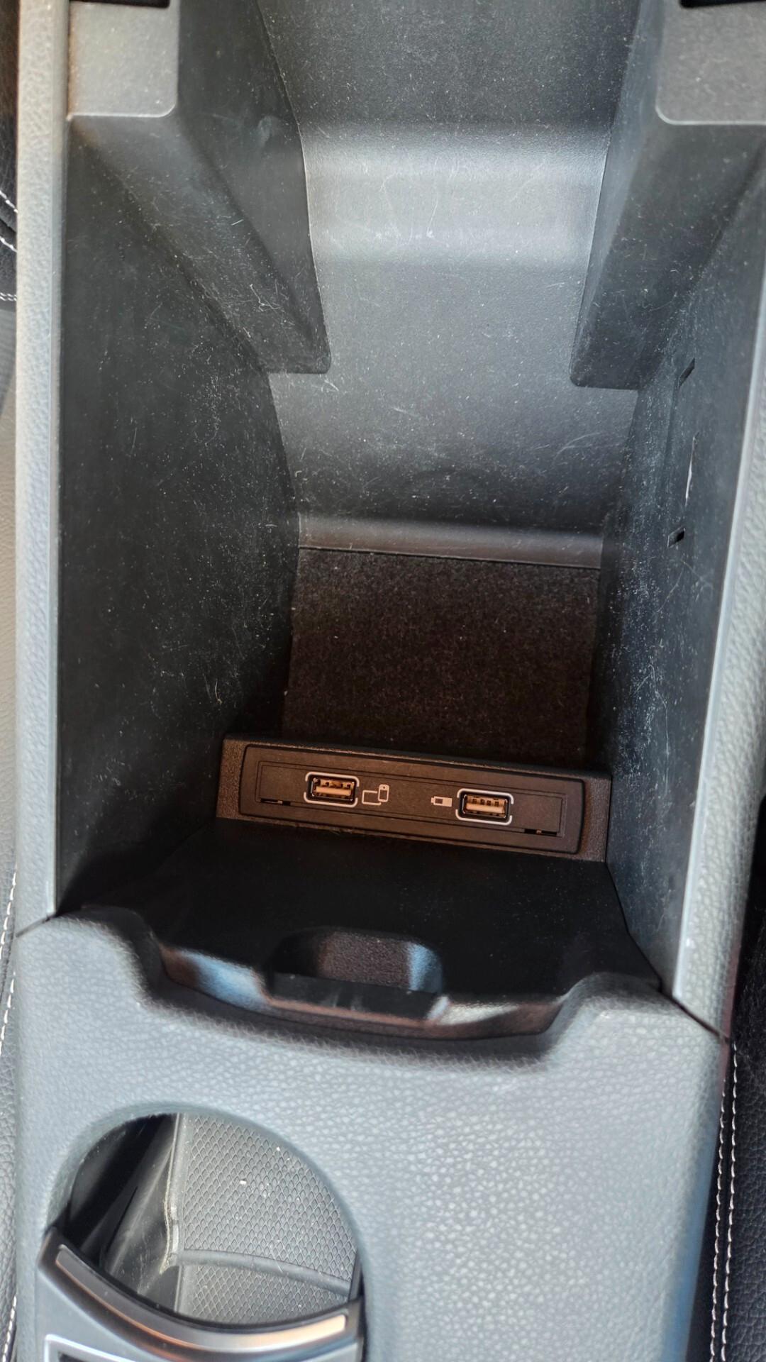 Mercedes-benz GLA 180 Premium unico proprietario