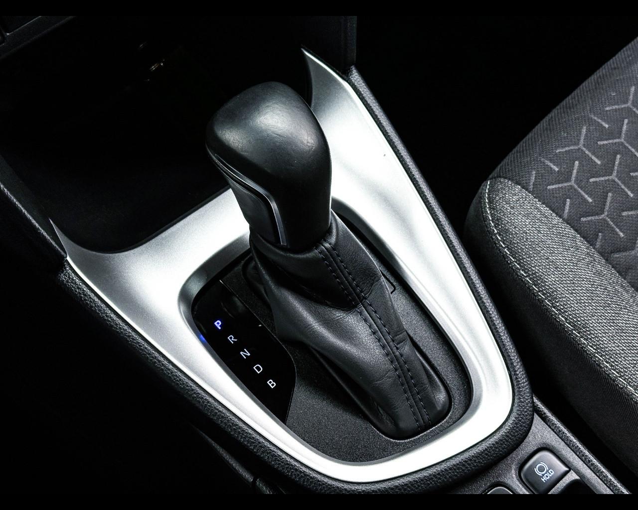 TOYOTA Yaris Cross - Yaris Cross 1.5 Hybrid 5p. E-CVT AWD-i Trend