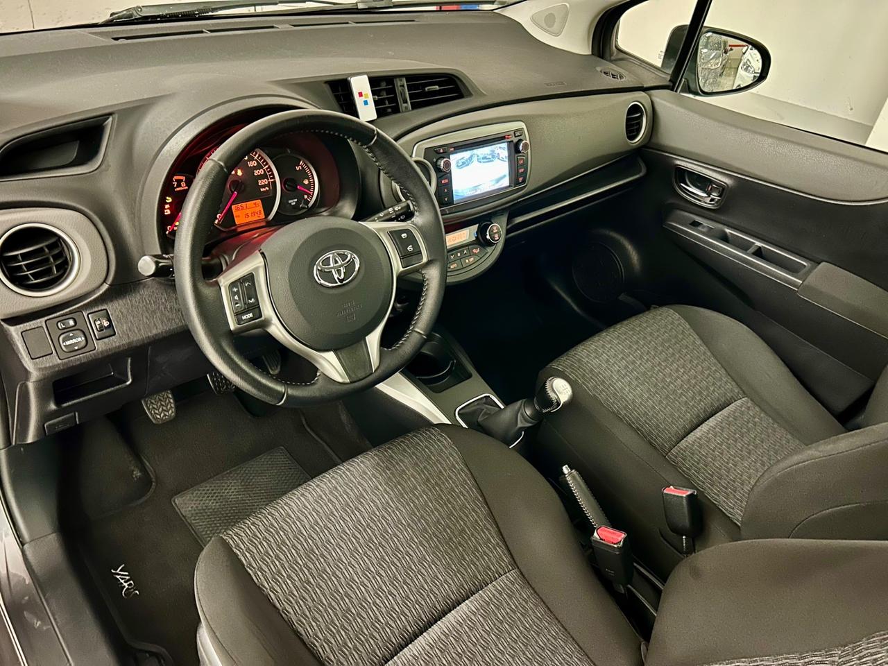 Toyota Yaris 1.0 5 porte Lounge