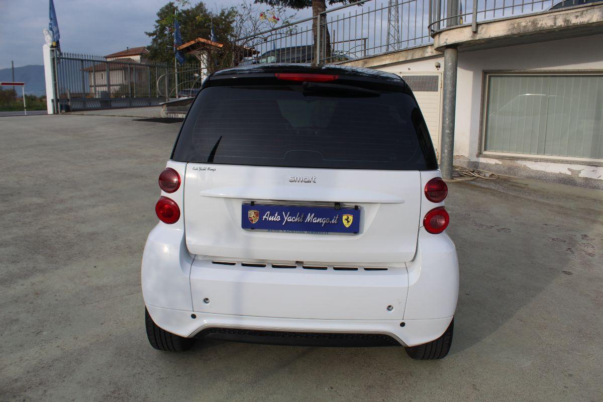 SMART - Fortwo - 1000 52 kW coupé passion