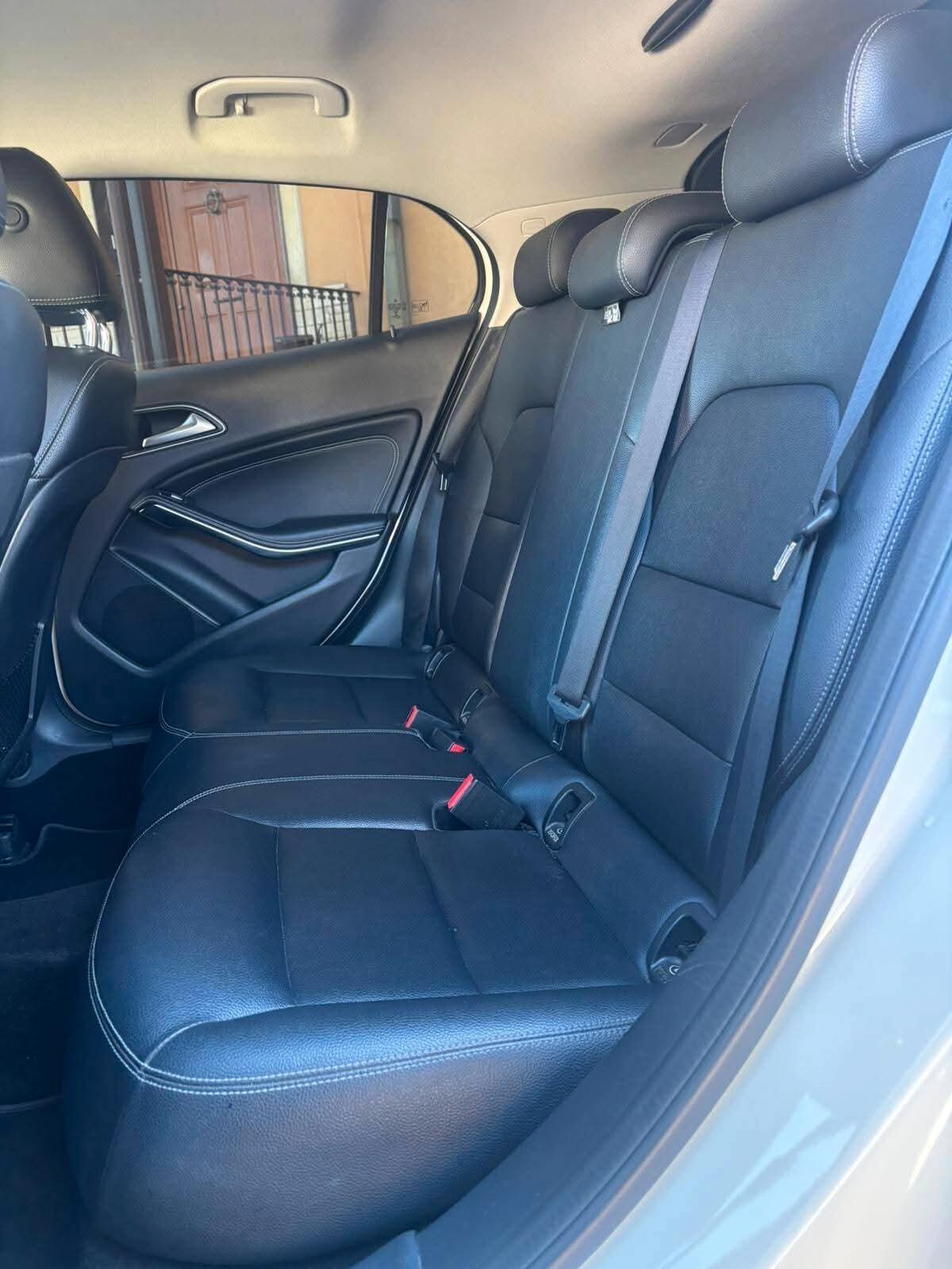 Mercedes-benz GLA 200 d Automatic Sport