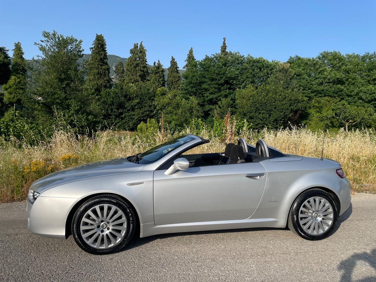Alfa Romeo Spider Pirinfarina 2.2