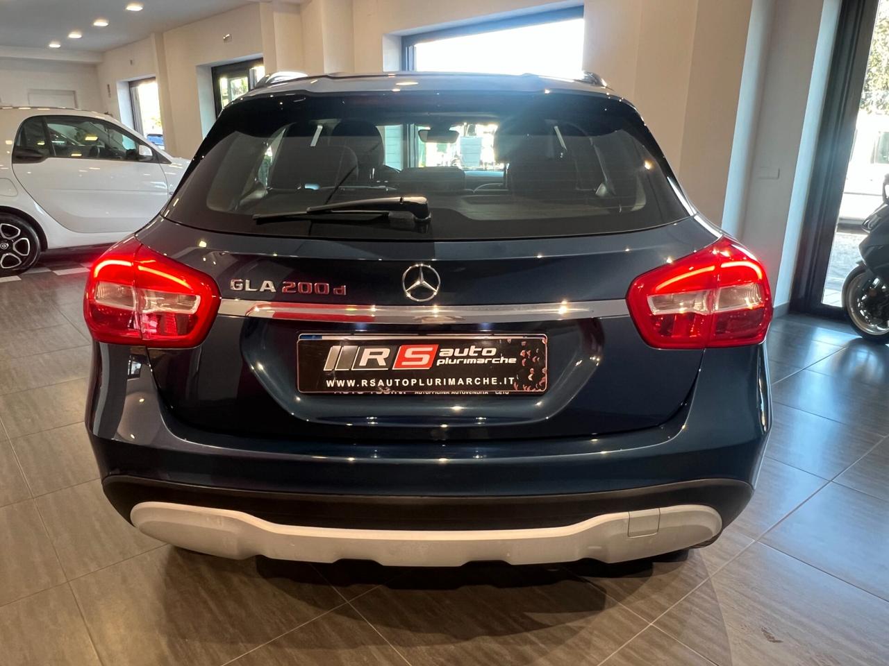 Mercedes-benz GLA 200d Automatic