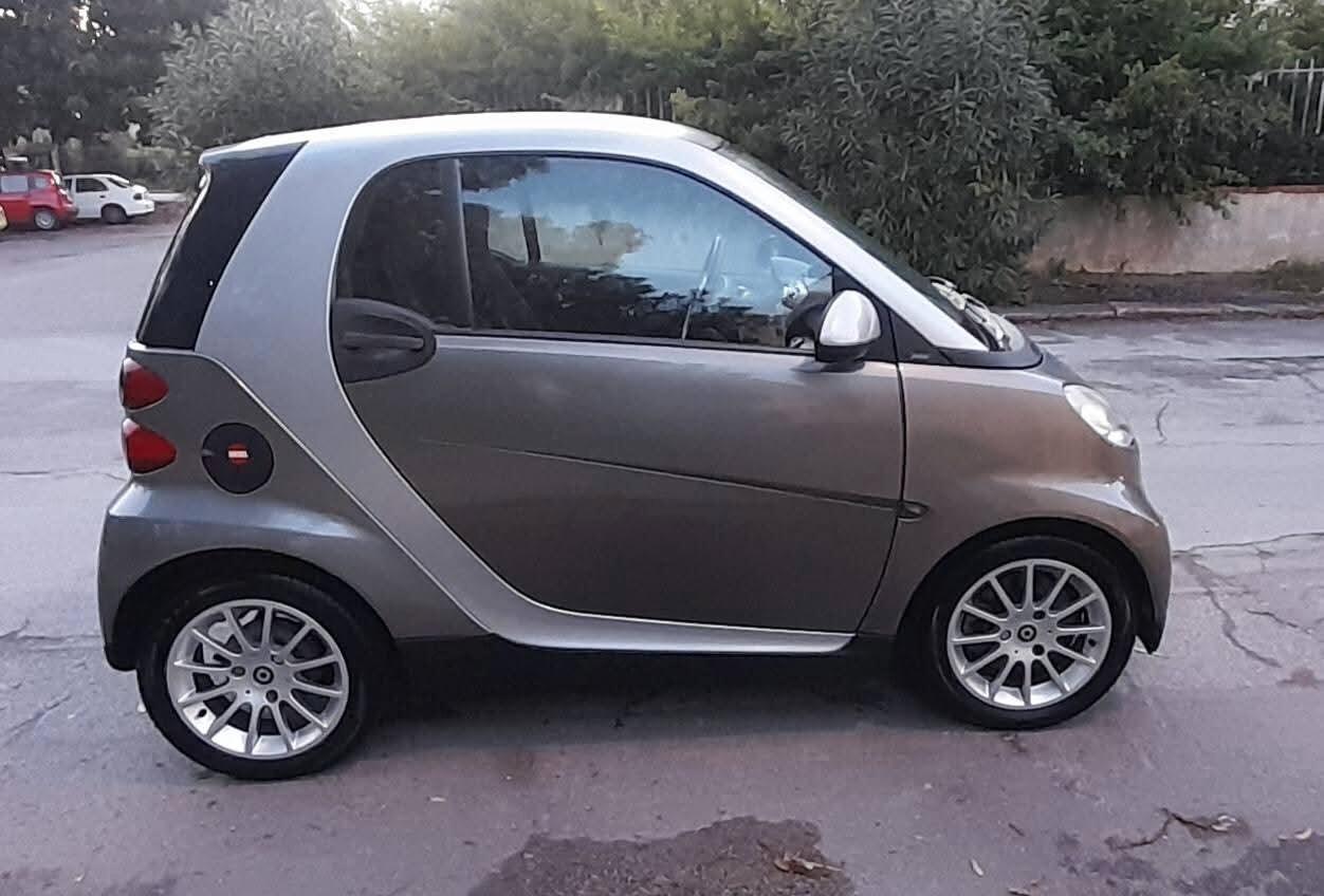 Smart ForTwo 800 40 kW coupé passion cdi