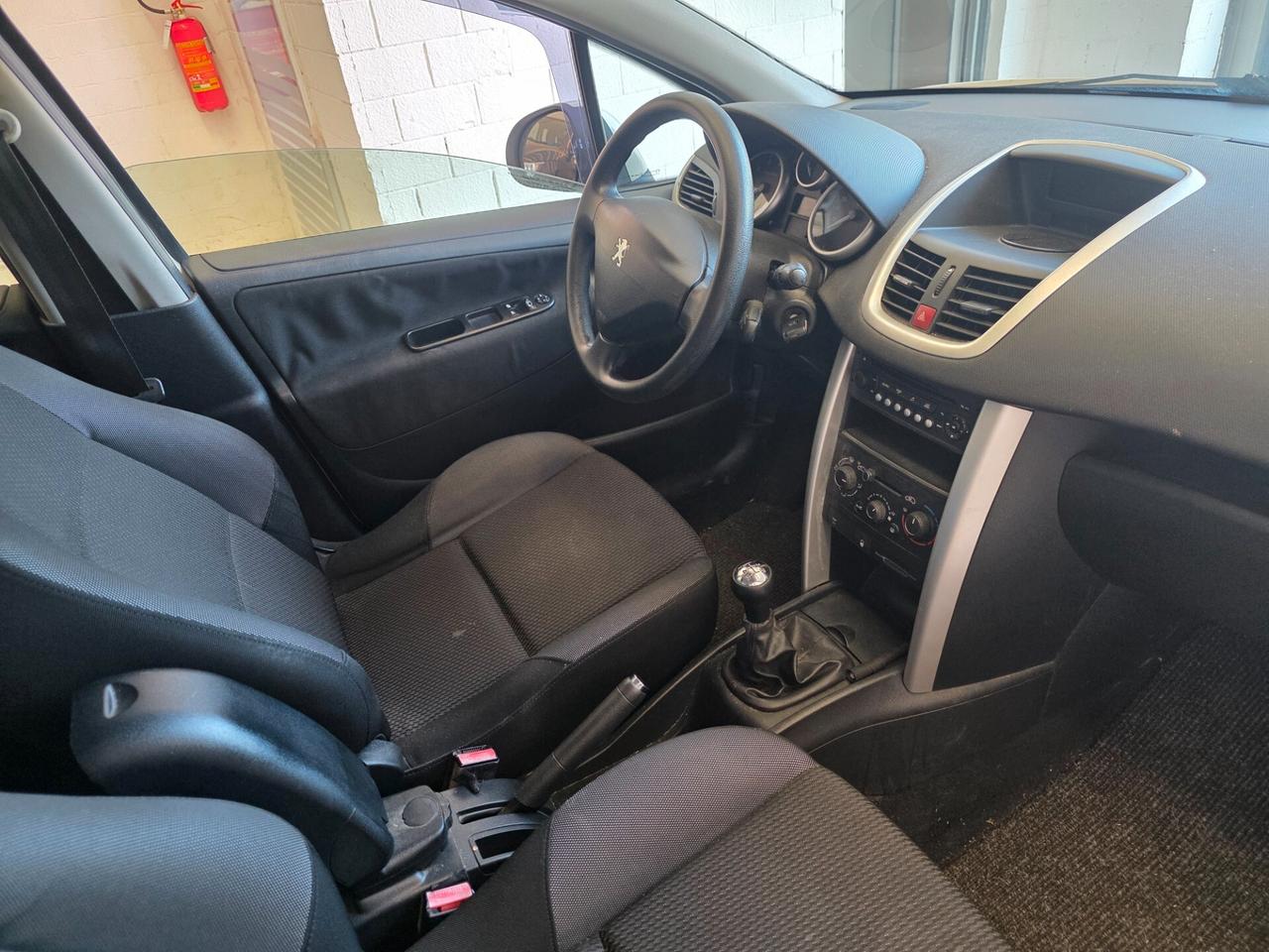 Peugeot 207 Plus 1.4 8V 75CV 5p. ECO GPL