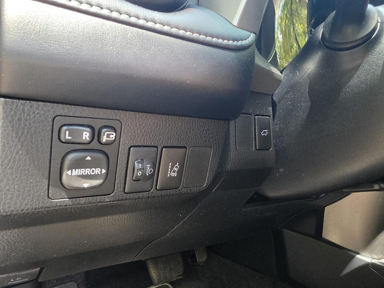 TOYOTA RAV4 2.5 HYBRID - UNIPRO