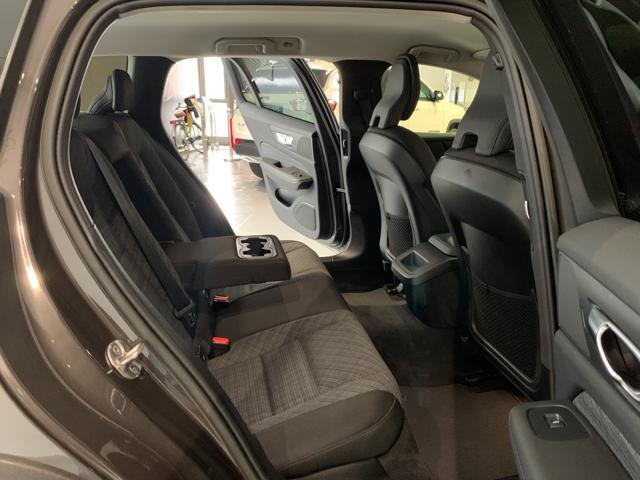 VOLVO V60 Cross Country B4 (d) AWD automatico Ultimate