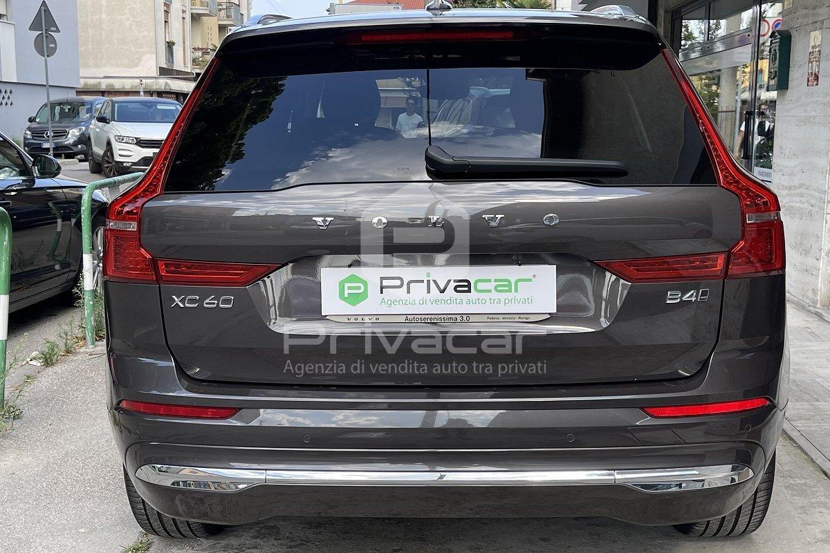 VOLVO XC60 B4 (d) AWD automatico Plus Bright