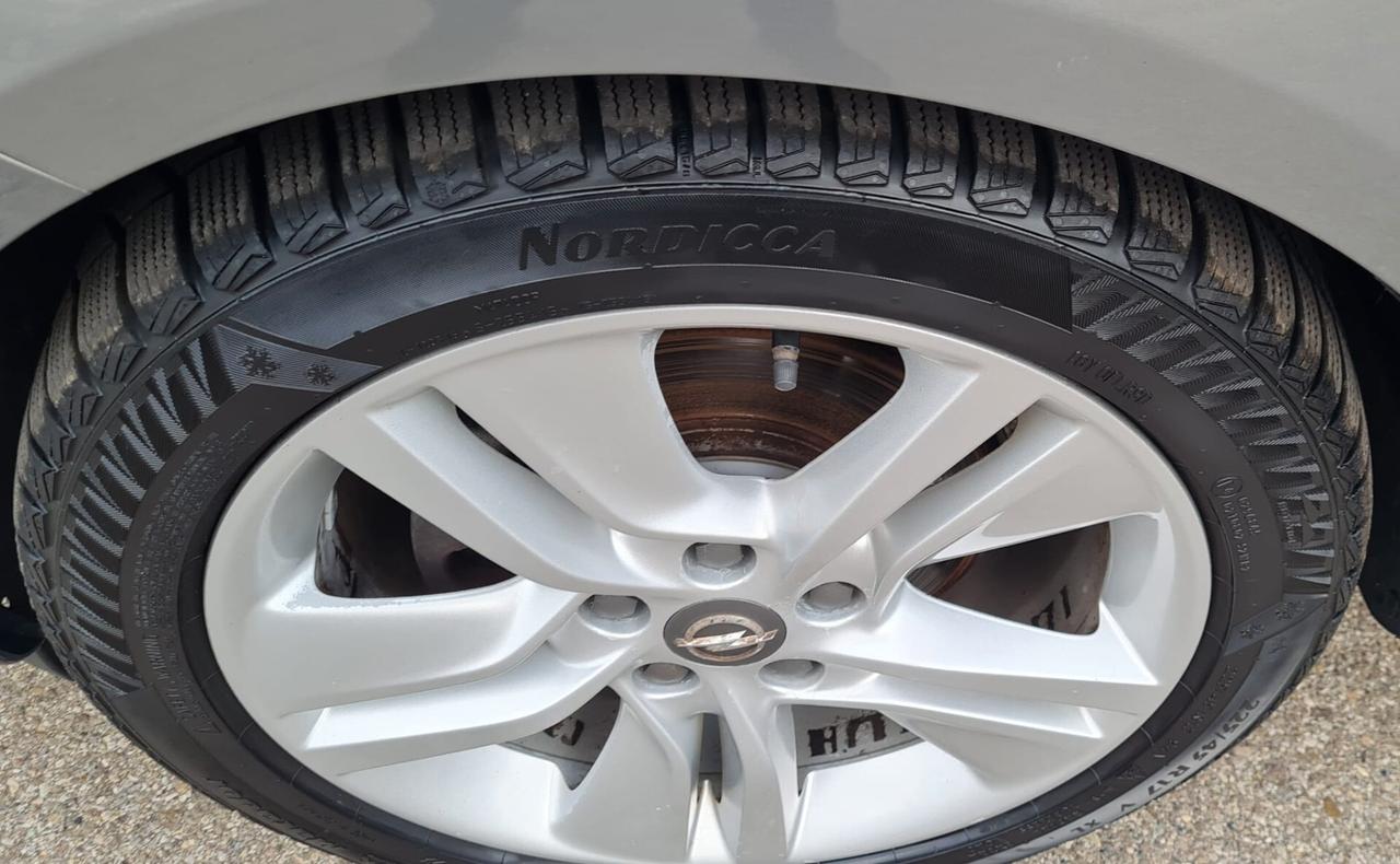 Opel Meriva 1.4 Turbo 120CV Cosmo