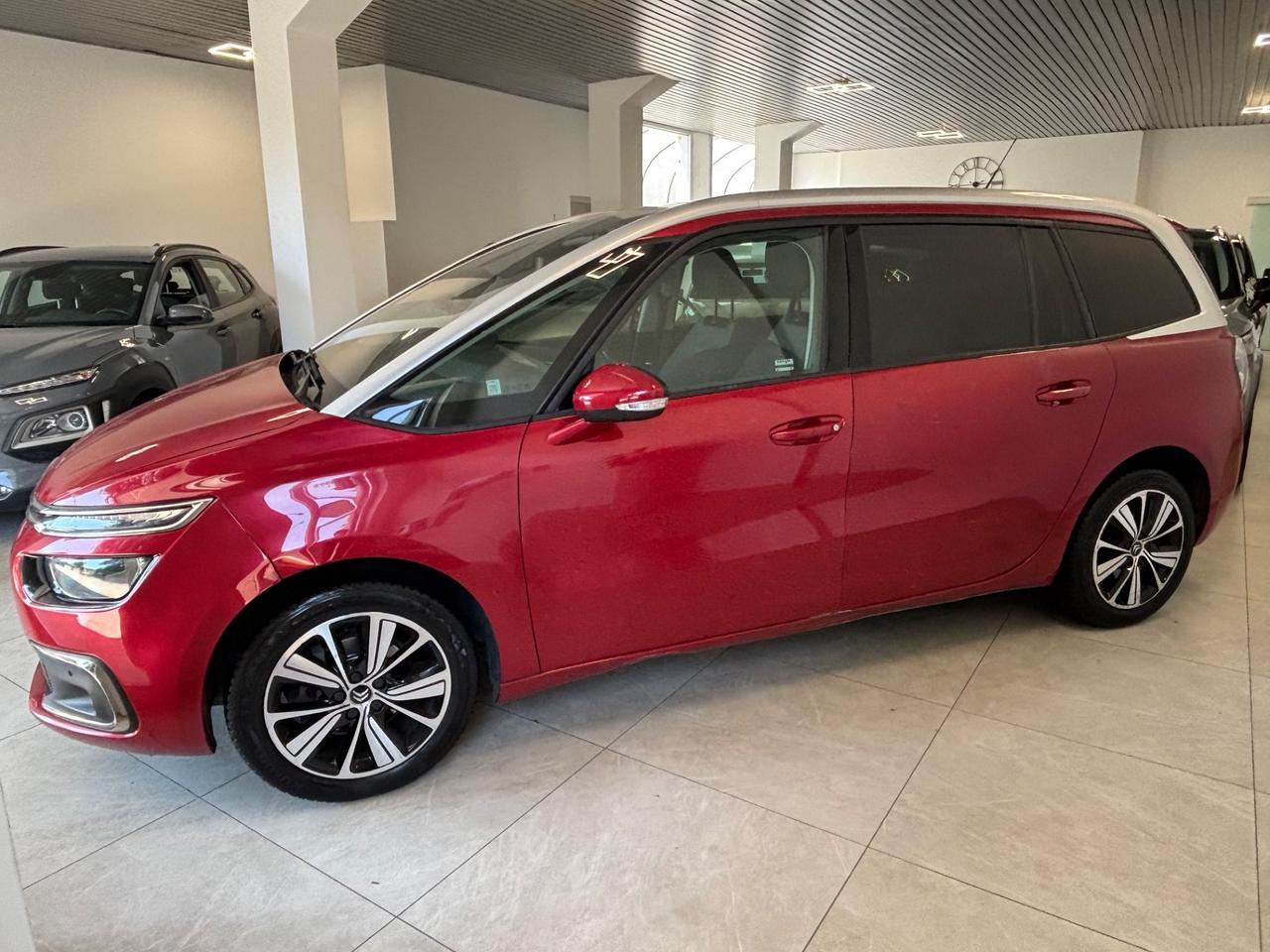 Citroen Grand C4 Picasso PureTech 130 S&S Shine 7 POSTI