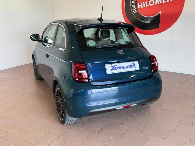 FIAT 500e 42kWh La Prima Unicoprop. 320km di Autonomia