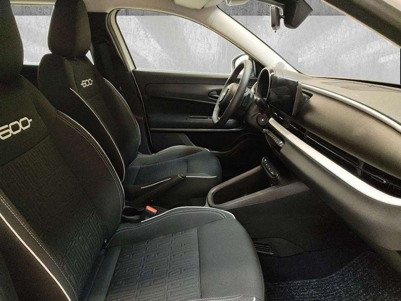FIAT 600 1.2 hybrid 110cv auto
