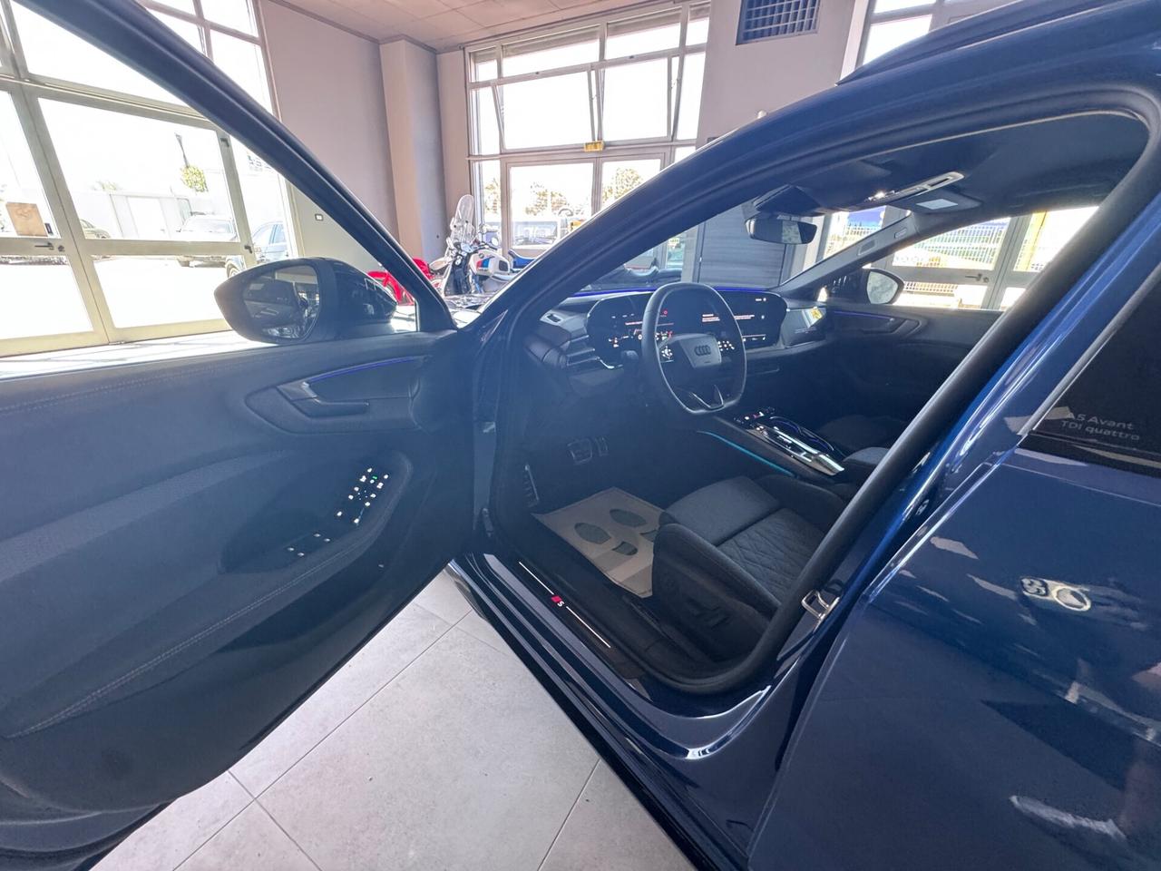 AUDI A5 MY2025 AVANT 2.0 TDI 205CV QUATTRO HYBRID