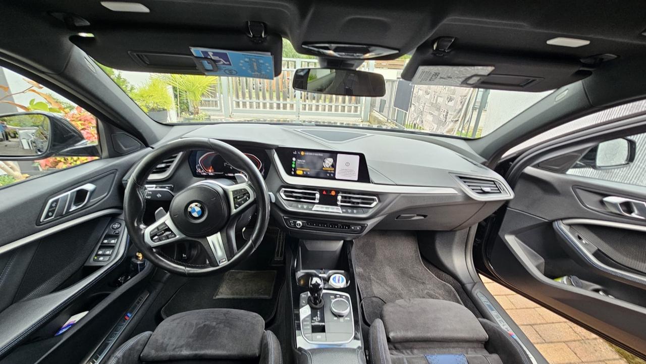 Bmw 135 M 135i xDrive Colorvision Edition