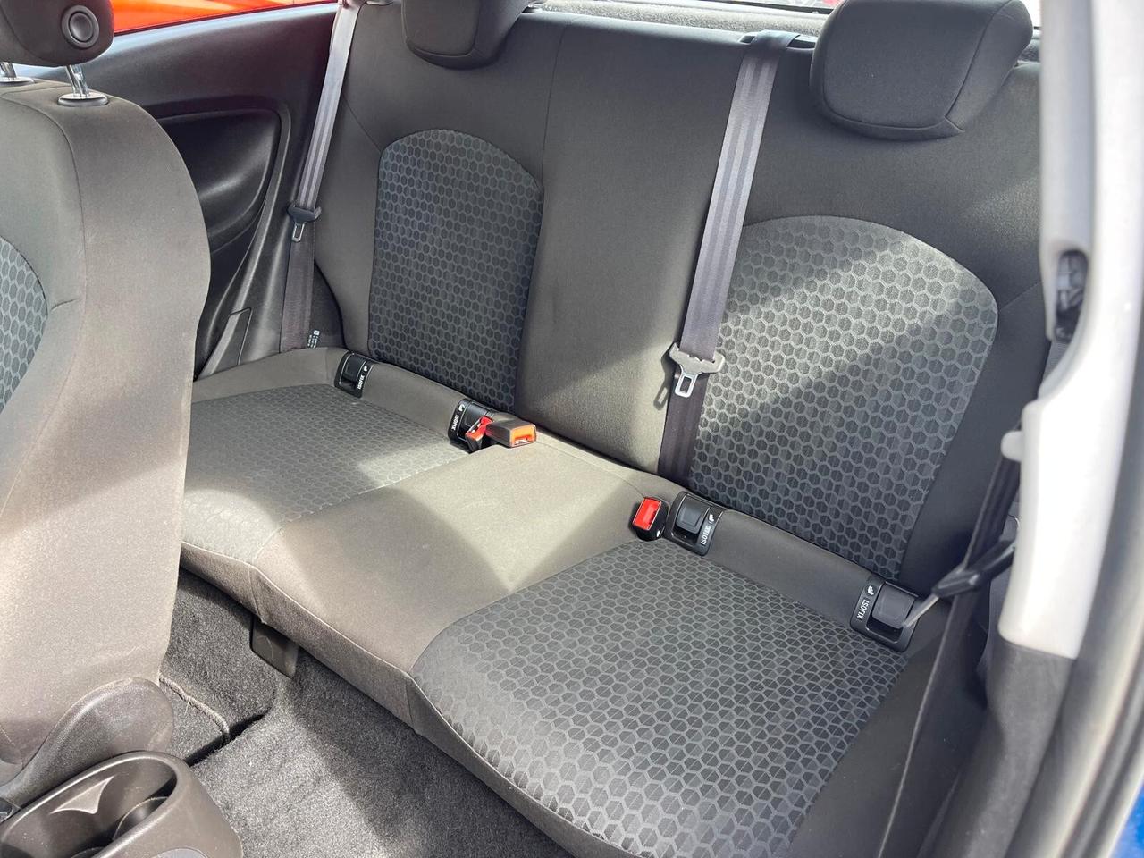 Opel Corsa 1.4 Coupé Innovation