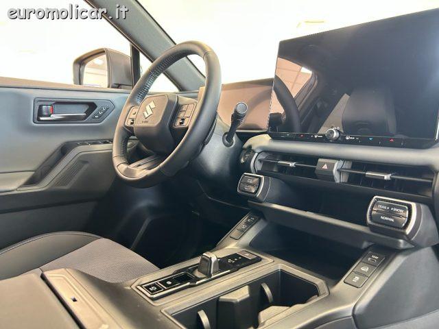 SUZUKI Across Plug-in Hybrid 4X4 TOP