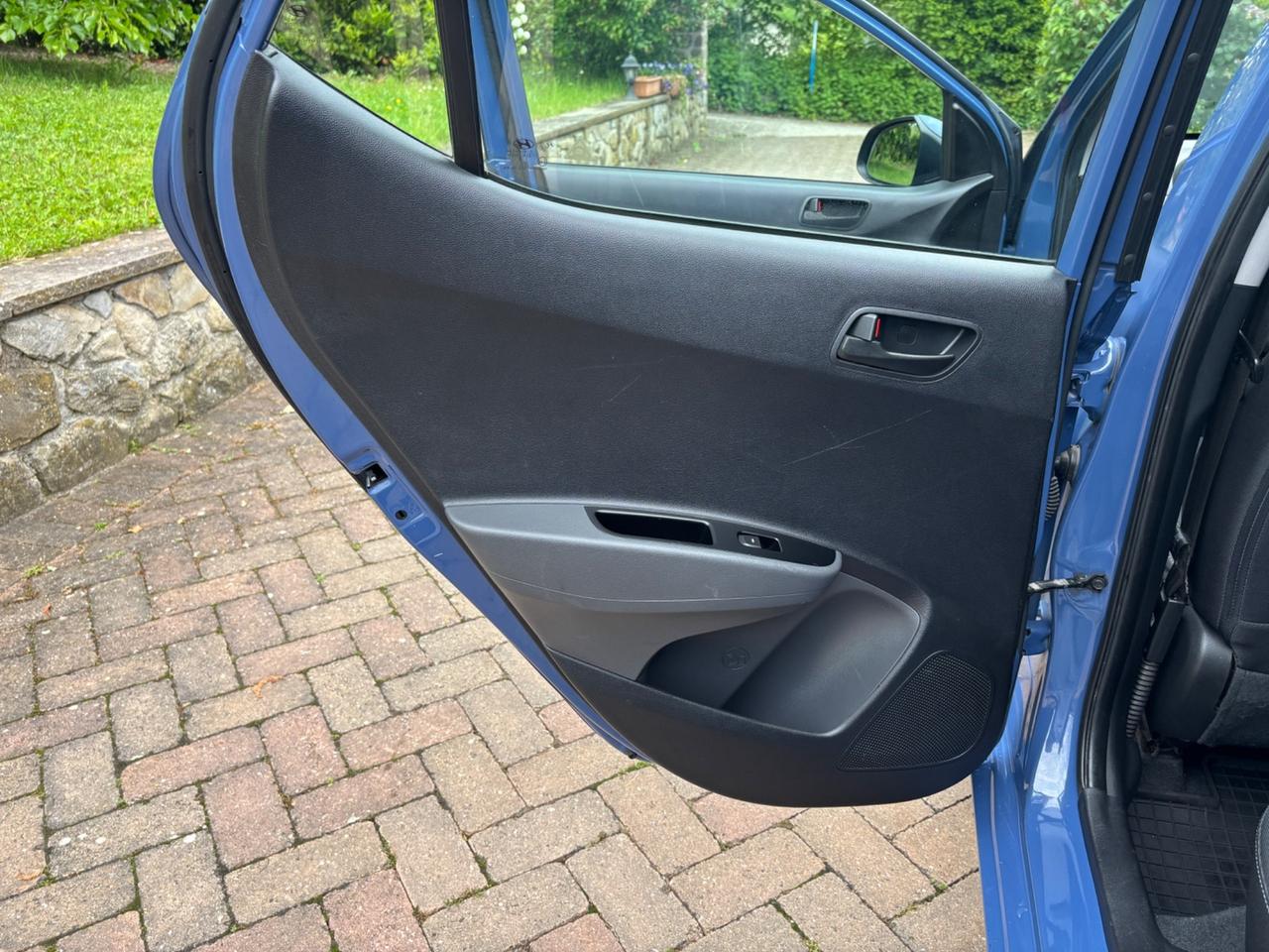 Hyundai i10 1.0 BENZINA 66 CV 5P