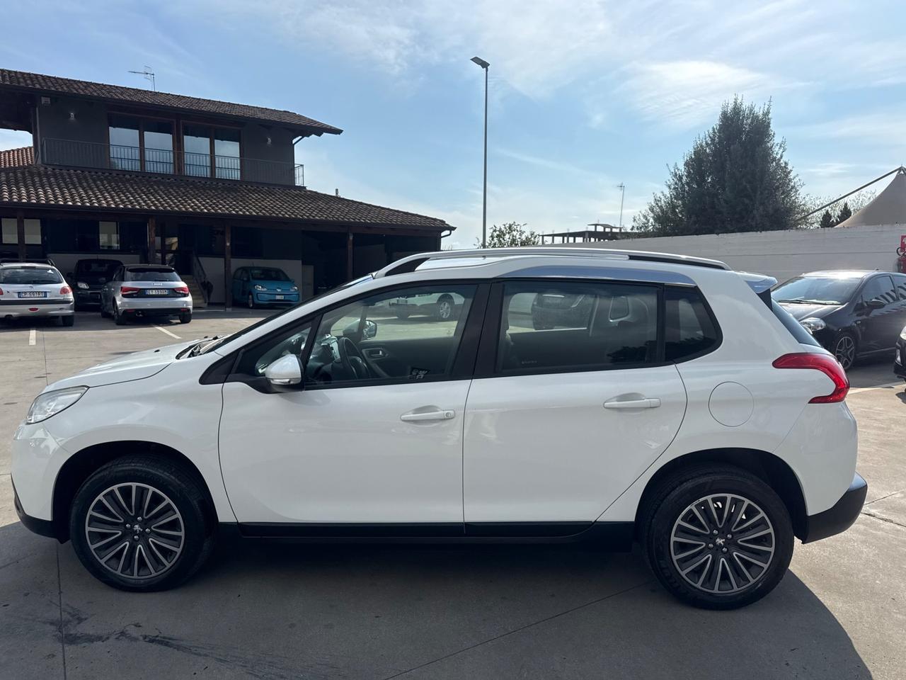 Peugeot 2008 2015 allure full optional