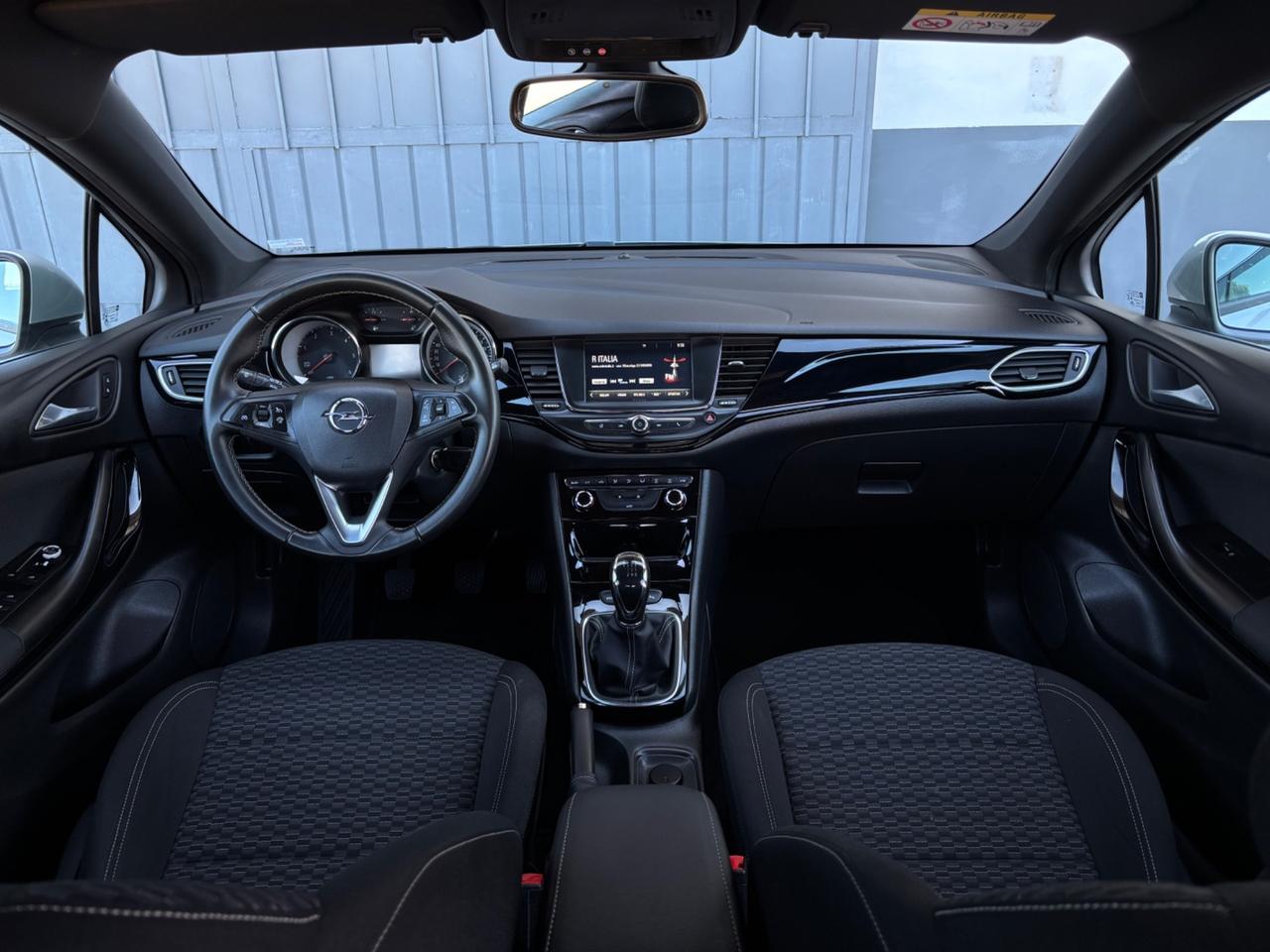 Opel Astra 1.6 CDTi 110CV. Garanzia 12mesi. Neopatentati